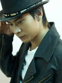 （李炳渊饰演）