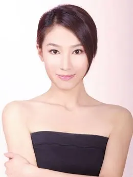 林雪（王丹妮饰演）