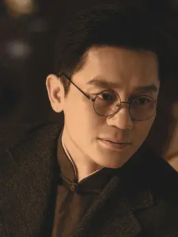 李克农（李晨饰演）